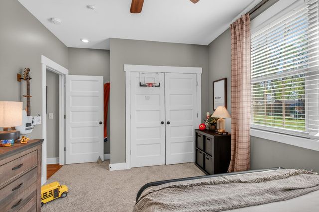 717B N Russell St, Portland, TN 37148