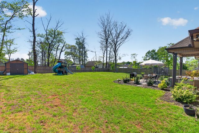 717B N Russell St, Portland, TN 37148