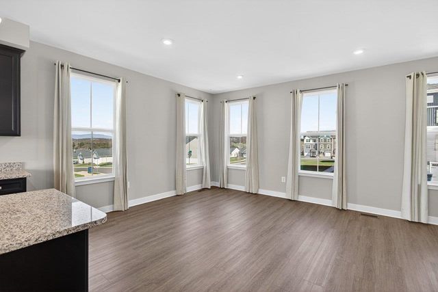 4504 FOUNTAINBRIDGE CT, Rockingham, VA 22801