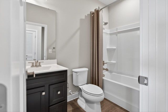 4504 FOUNTAINBRIDGE CT, Rockingham, VA 22801