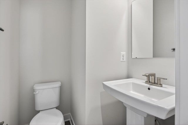 4504 FOUNTAINBRIDGE CT, Rockingham, VA 22801