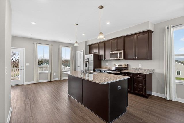 4504 FOUNTAINBRIDGE CT, Rockingham, VA 22801