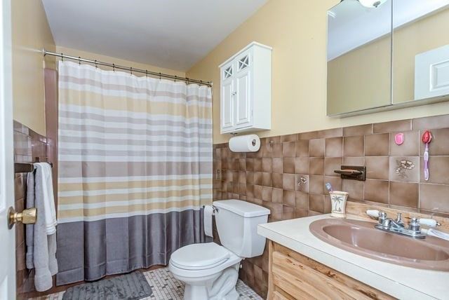 2 Andover Terrace 2, Lawrence, MA 01843