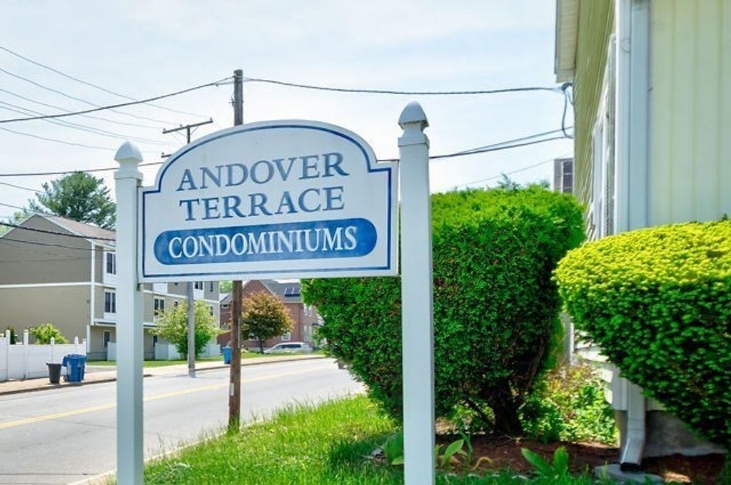 2 Andover Terrace 2, Lawrence, MA 01843