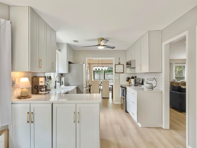 1474 Hidden Bridge Drive, Mount Pleasant, SC 29464