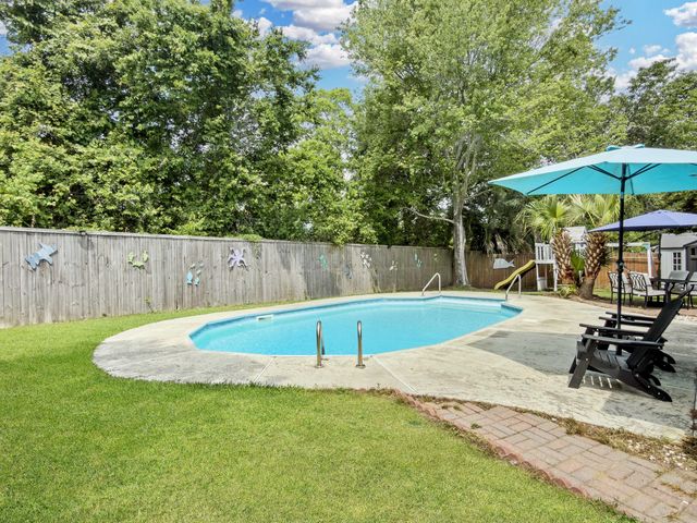 1474 Hidden Bridge Drive, Mount Pleasant, SC 29464