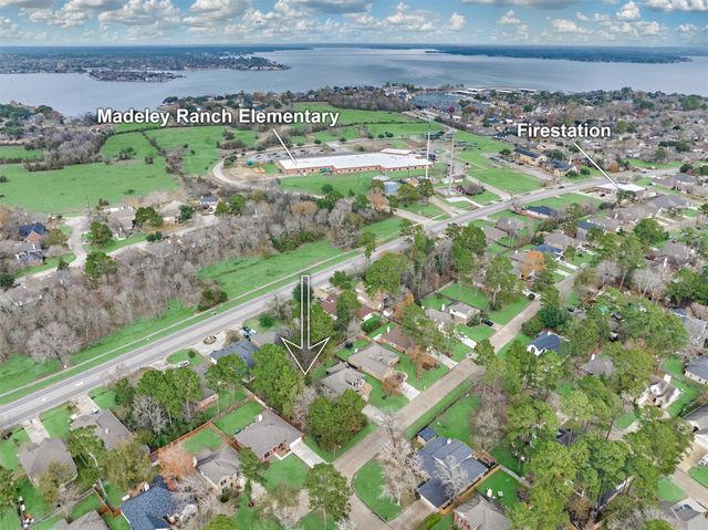 12614 Brightwood Drive, Montgomery, TX 77356