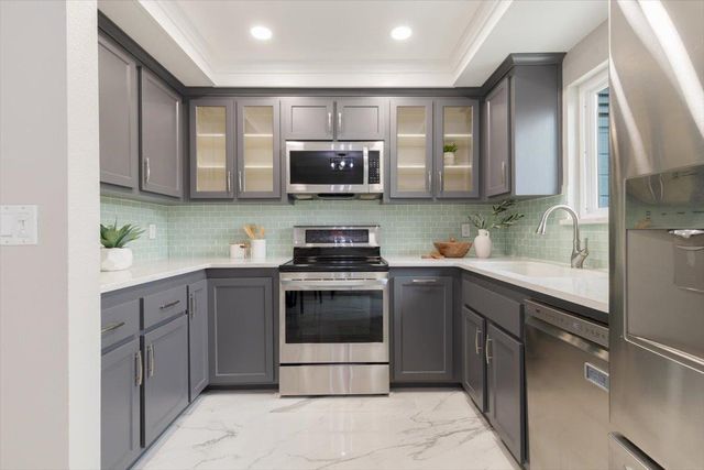 414 S Buena Vista Avenue, San Jose, CA 95126