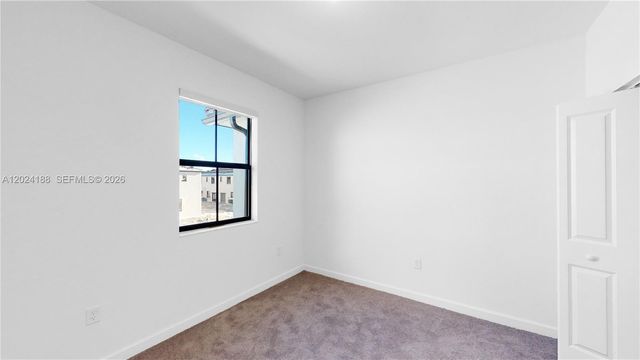 11815 SW 246 TER, Homestead, FL 33032