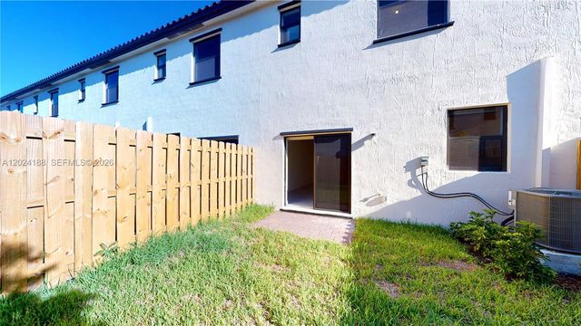 11815 SW 246 TER, Homestead, FL 33032