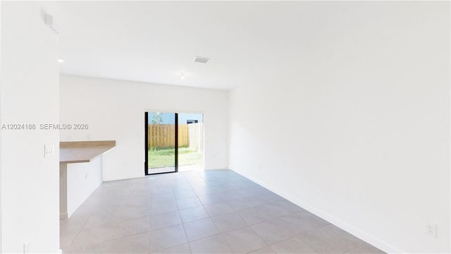 11815 SW 246 TER, Homestead, FL 33032