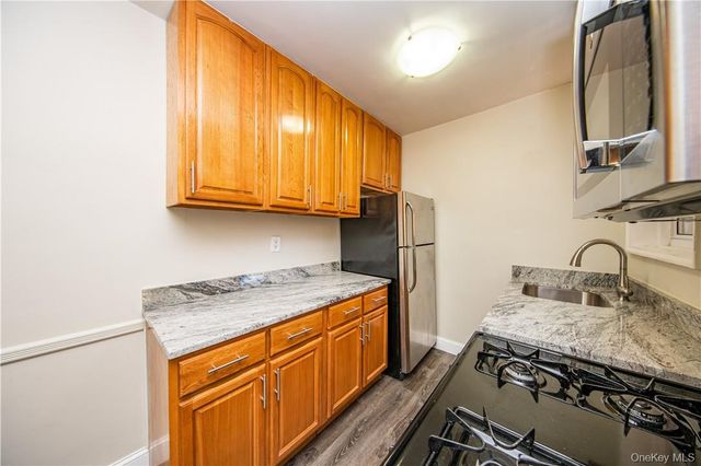 1133 Midland Avenue 1F, Bronxville, NY 10708