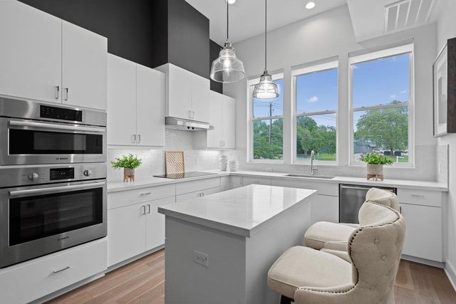 2505 Bluebonnet Ave 4, Austin, TX 78704