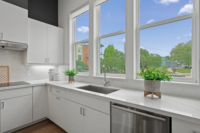 2505 Bluebonnet Ave 4, Austin, TX 78704