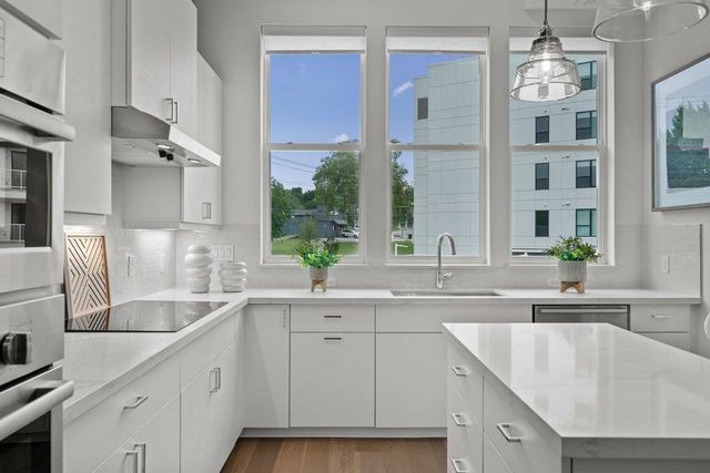 2505 Bluebonnet Ave 4, Austin, TX 78704