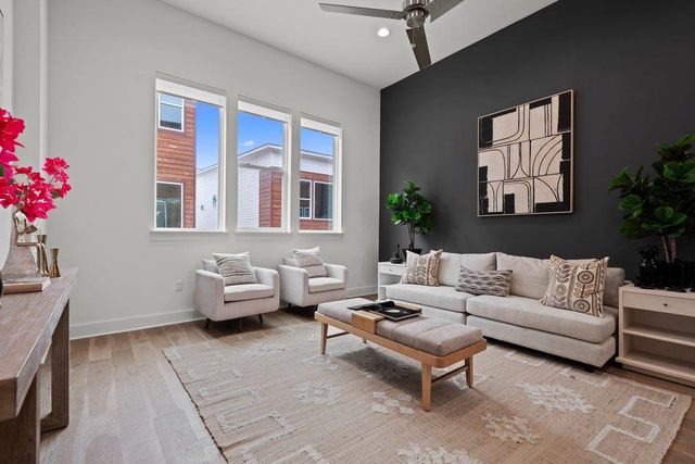 2505 Bluebonnet Ave 4, Austin, TX 78704