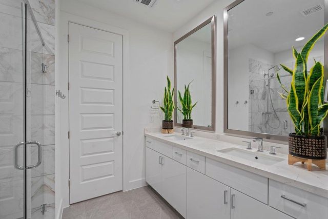 2505 Bluebonnet Ave 4, Austin, TX 78704