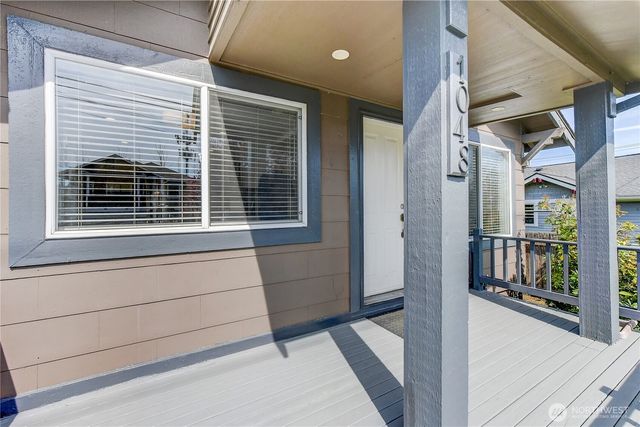 1048 S Director Street, Seattle, WA 98108