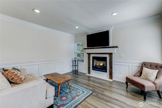 1048 S Director Street, Seattle, WA 98108