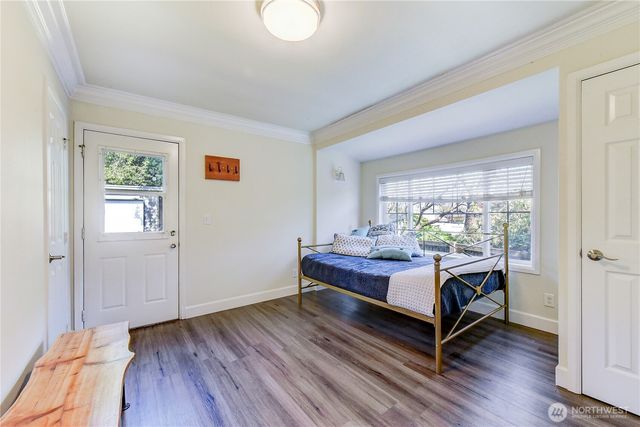 1048 S Director Street, Seattle, WA 98108