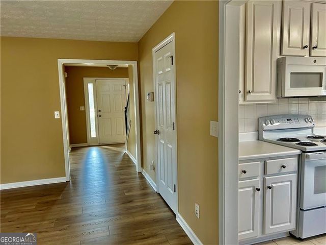 2703 Regal Circle, Conyers, GA 30012