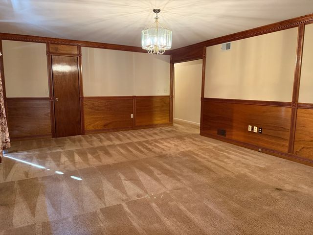 7 Fallon Dr, Westport, MA 02790