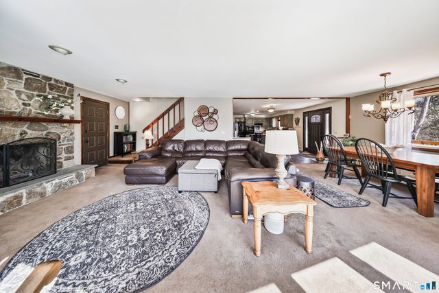 14 Williams Court, Wolcott, CT 06716