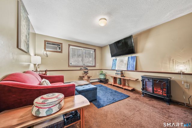 14 Williams Court, Wolcott, CT 06716