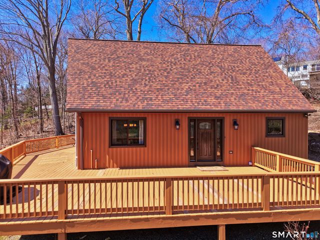 14 Williams Court, Wolcott, CT 06716