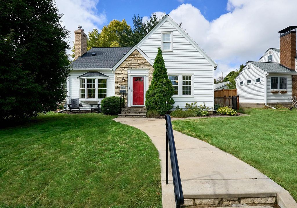 2242 Wilson Street NE, Minneapolis, MN 55418 — photo 2