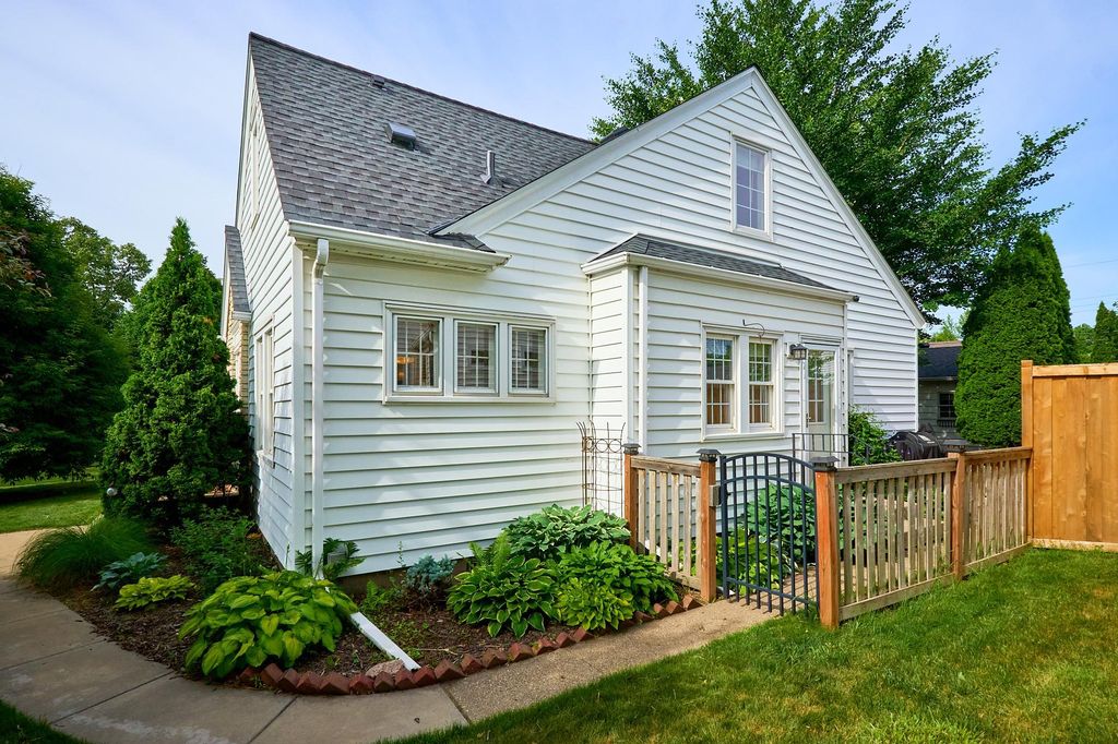 2242 Wilson Street NE, Minneapolis, MN 55418 — photo 4