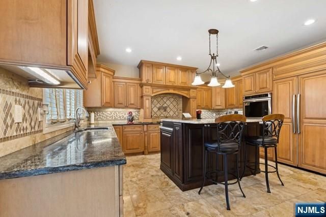 324 Lake Street, Upper Saddle River, NJ 07458