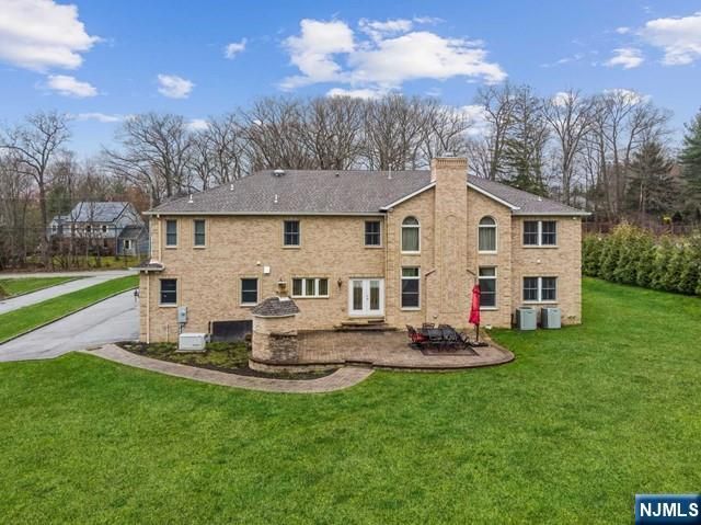324 Lake Street, Upper Saddle River, NJ 07458