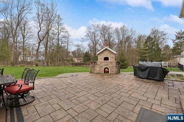 324 Lake Street, Upper Saddle River, NJ 07458