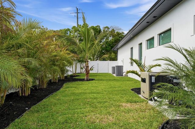 2727 WALDEMERE STREET, Sarasota, FL 34239