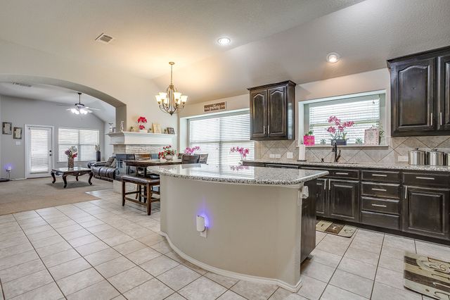 11829 Hassop Lane, Burleson, TX 76028