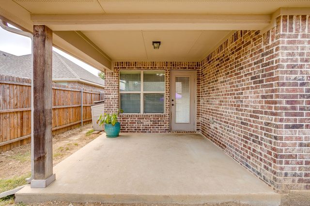 11829 Hassop Lane, Burleson, TX 76028