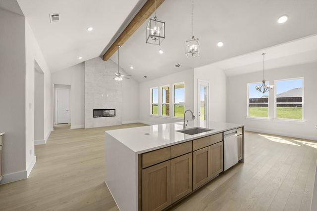 112 Aiden Drive, Waxahachie, TX 75165