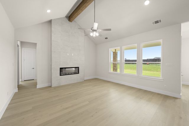 112 Aiden Drive, Waxahachie, TX 75165