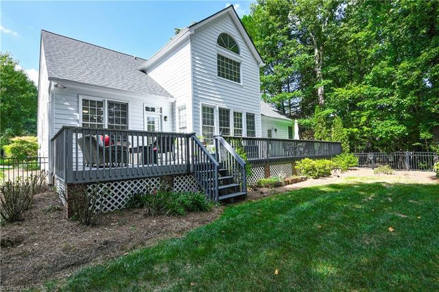 3 Veranda Court, Greensboro, NC 27455