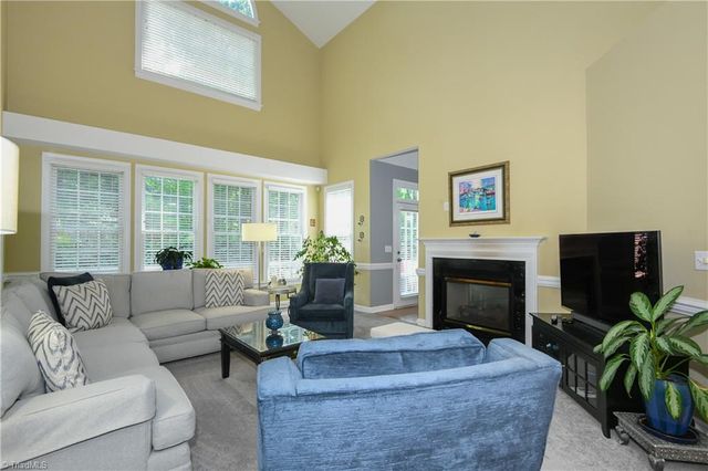 3 Veranda Court, Greensboro, NC 27455