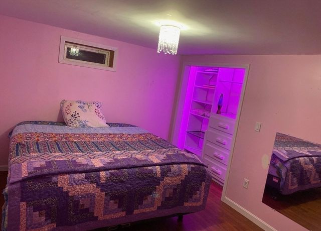 1661 State Rd, Plymouth, MA 02360