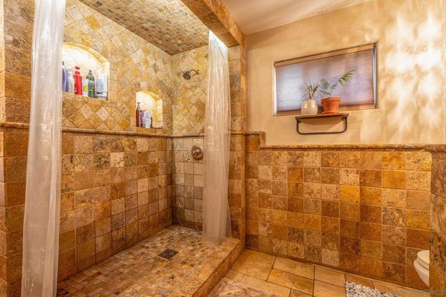 175 Maple Ave 4, Carlsbad, CA 92008