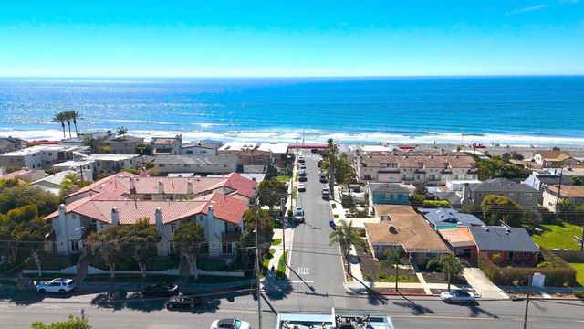 175 Maple Ave 4, Carlsbad, CA 92008