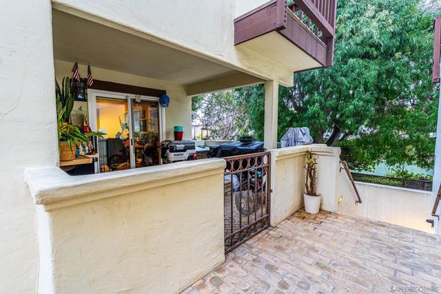 175 Maple Ave 4, Carlsbad, CA 92008