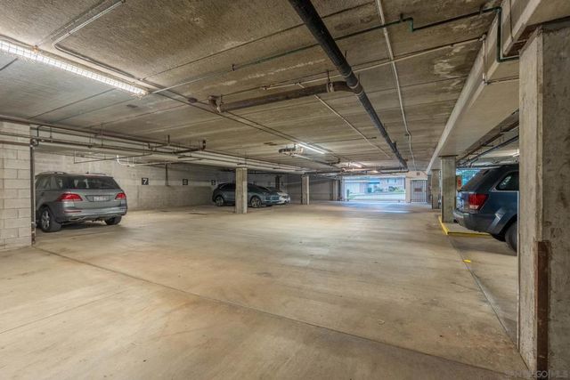 175 Maple Ave 4, Carlsbad, CA 92008