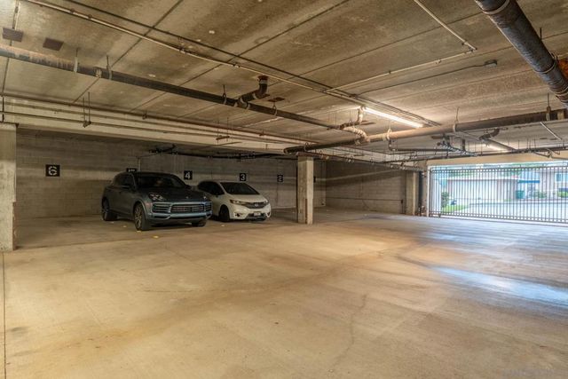 175 Maple Ave 4, Carlsbad, CA 92008