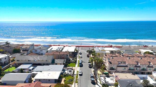 175 Maple Ave 4, Carlsbad, CA 92008