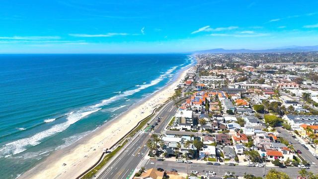 175 Maple Ave 4, Carlsbad, CA 92008