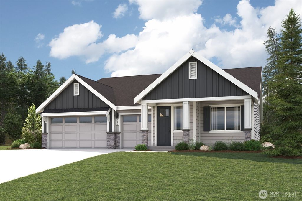 13905 207th Avenue Ct E, Bonney Lake, WA 98391